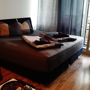  Apartment Tolle Private 2-zimmer Im Szene Berlin-friedrichshain Deutschland